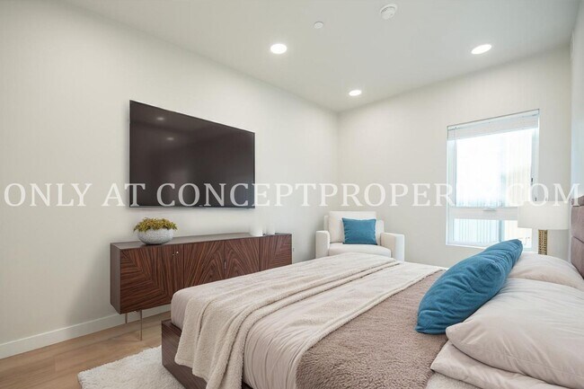 Building Photo - 2 Bed 2 Bath! Stylish, Smart, and Serene — The New Standard of Affordable Modern at Studio Crossing