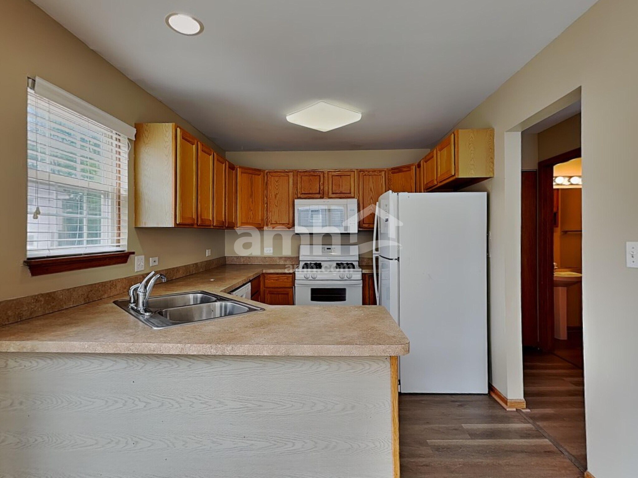 Building Photo - 775 Highview Ct