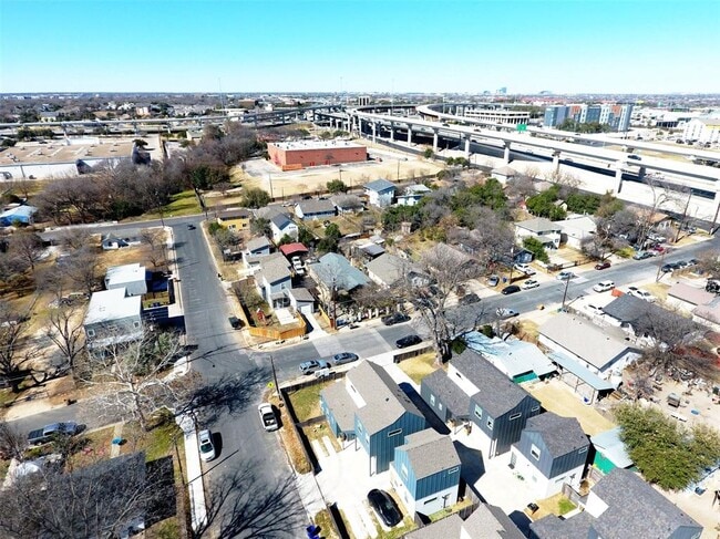 Building Photo - 7601 Carver Ave