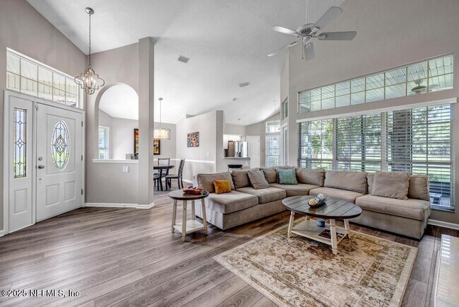 Building Photo - 3737 Constancia Dr