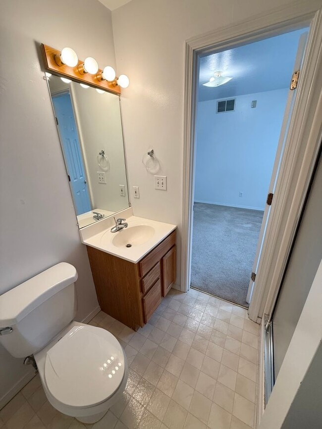 Building Photo - SHORT TERM RENTAL AVAIL FOR SUMMER 2026  (June to July 2026) $1,200 Monthly