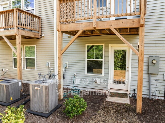 Building Photo - 1129 Lily Loch Wy