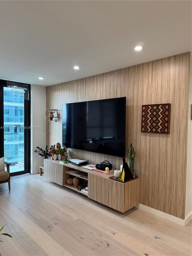 Building Photo - 10185 Collins Ave