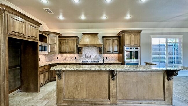 Building Photo - 4202 126th St