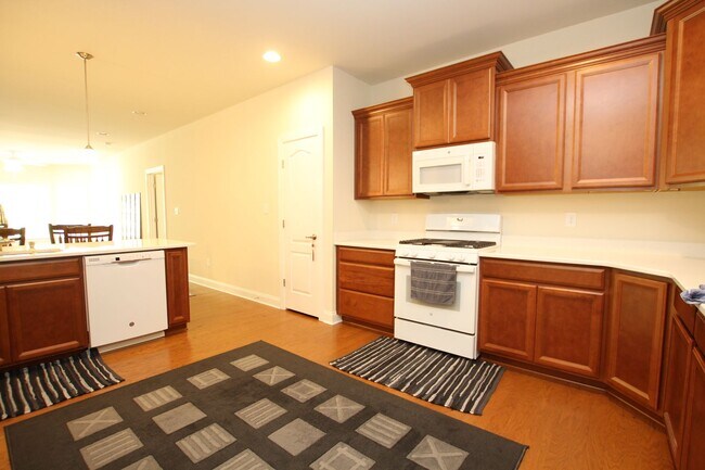 Building Photo - Maintenance Free Living!