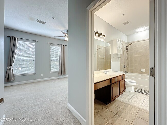 Building Photo - 4590 Capital Dome Dr