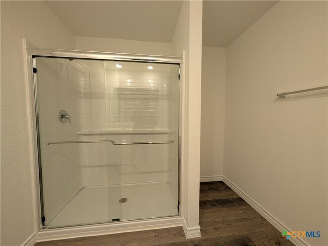 Building Photo - 862 Bluegrass Pt