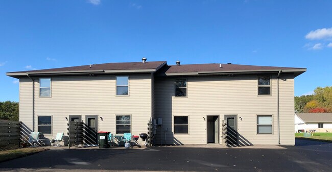 Building Photo - 1509 Devney Dr