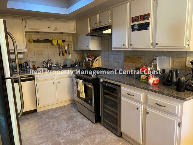 Building Photo - AVAILABLE APRIL - SLO Condo In Popular Com...