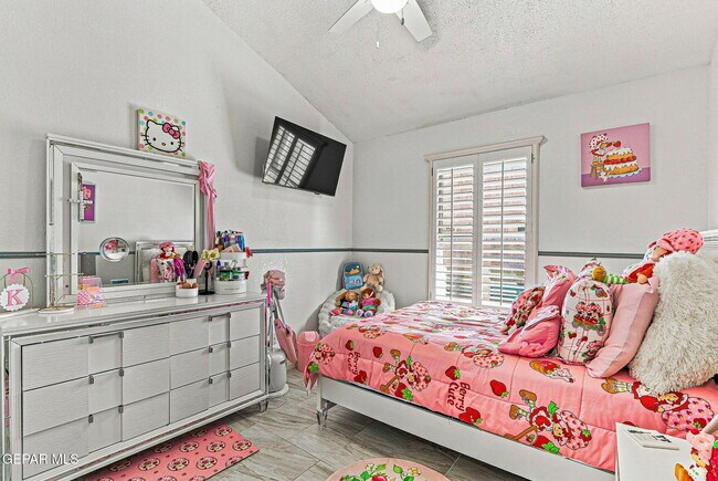 Building Photo - 4648 Robert Acosta Dr