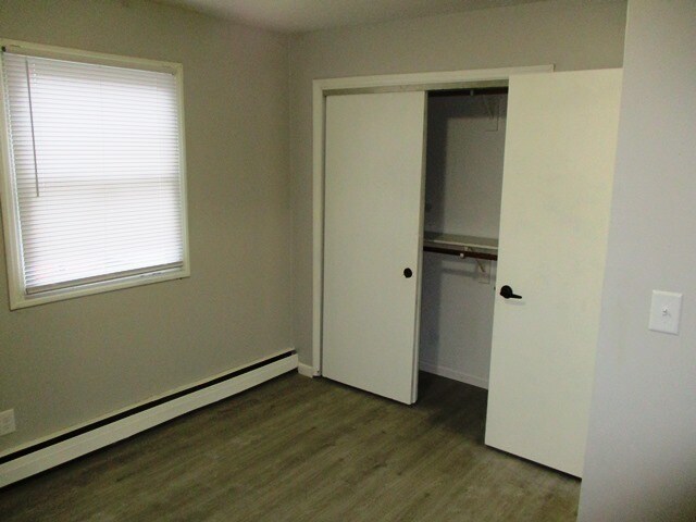 Building Photo - 1007 Charlotte Dr