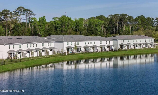 Building Photo - 10654 Towns Wy