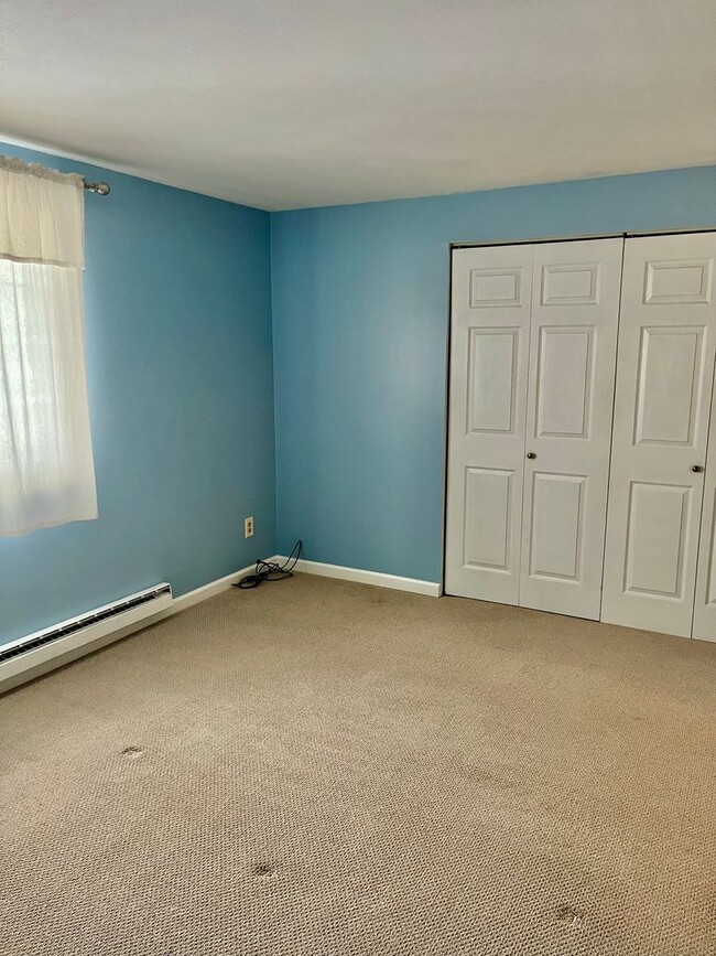 Building Photo - 8430 Fathom Dr