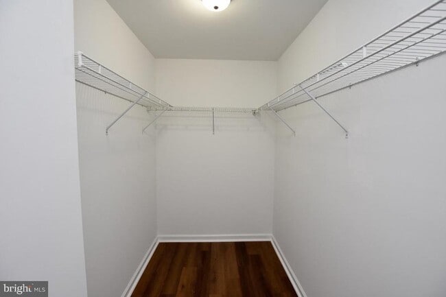 Building Photo - 342 Nicholas Dr