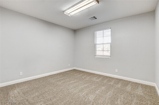 Building Photo - 7116 Boomer Beach St