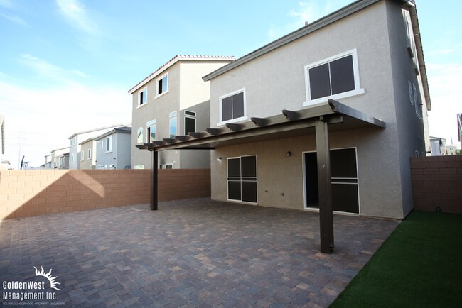 Building Photo - Beautifully Updated 4Bdm 3Ba Two-Story Home Located in the Heart of Southern Highlands!