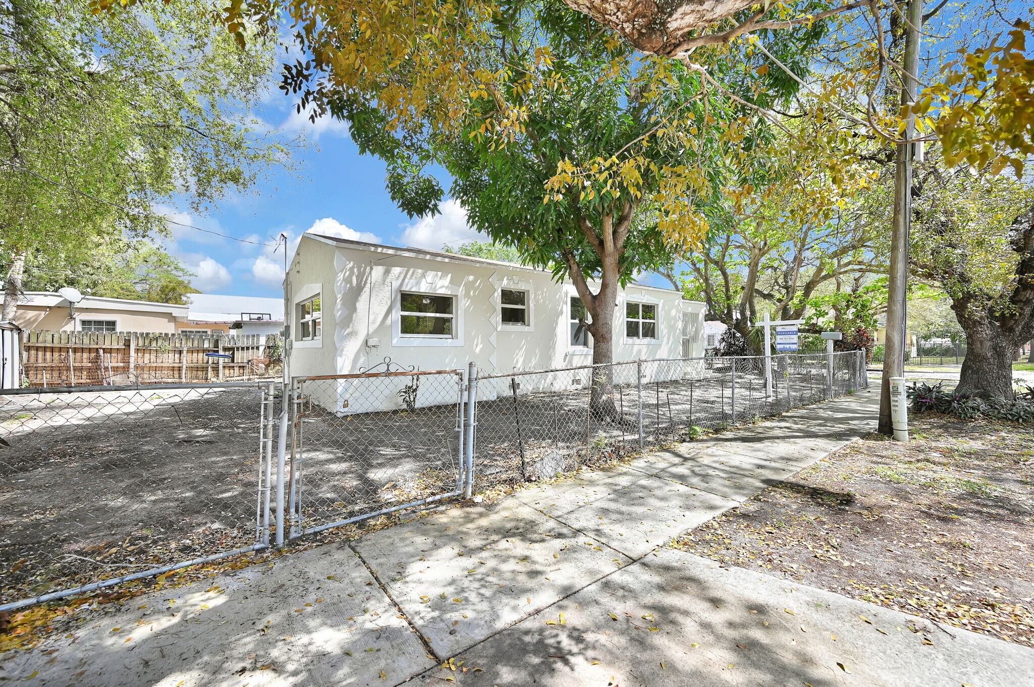 Building Photo - 299 NW 43rd St