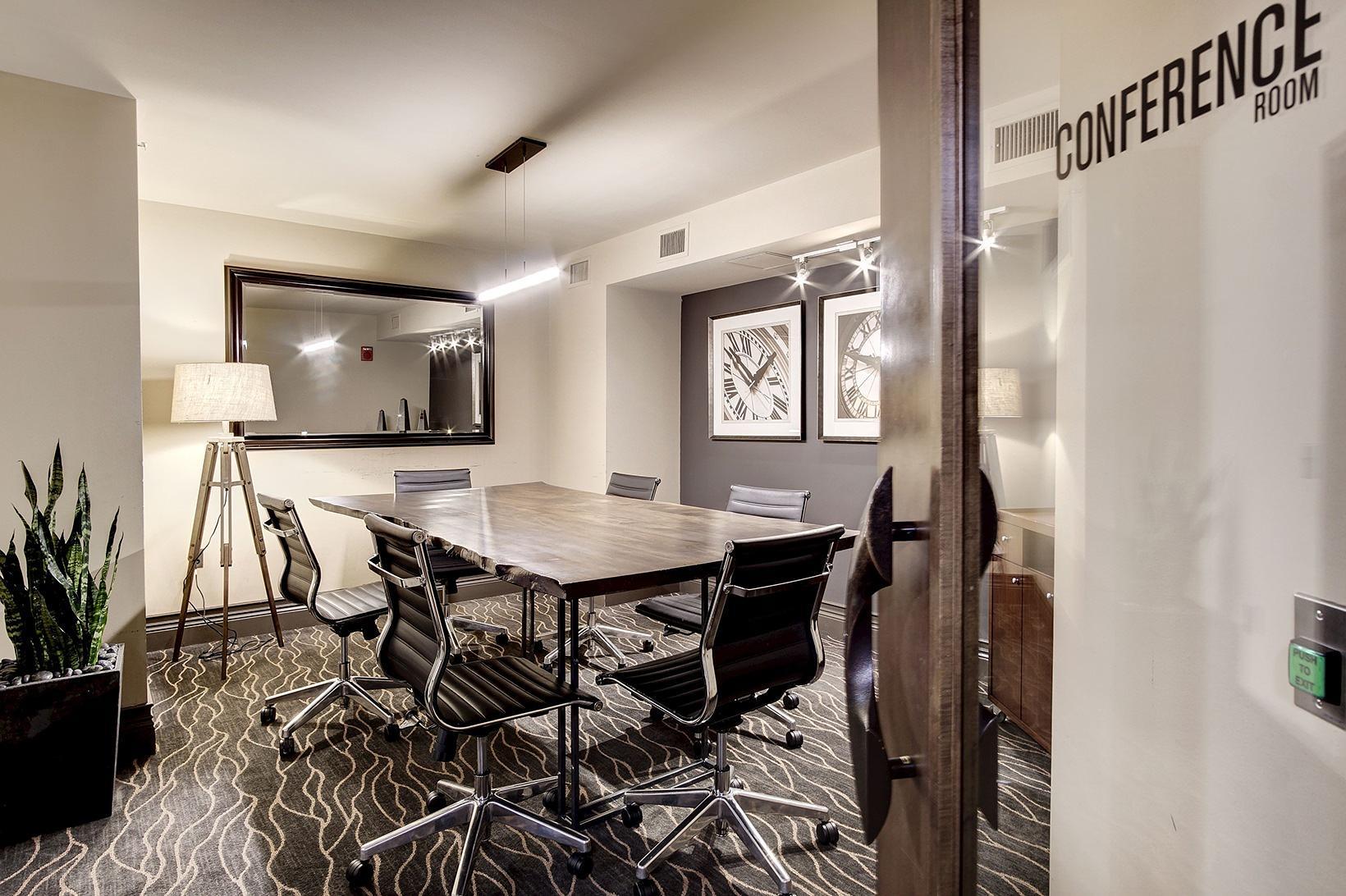 Building Photo - 70 I St SE