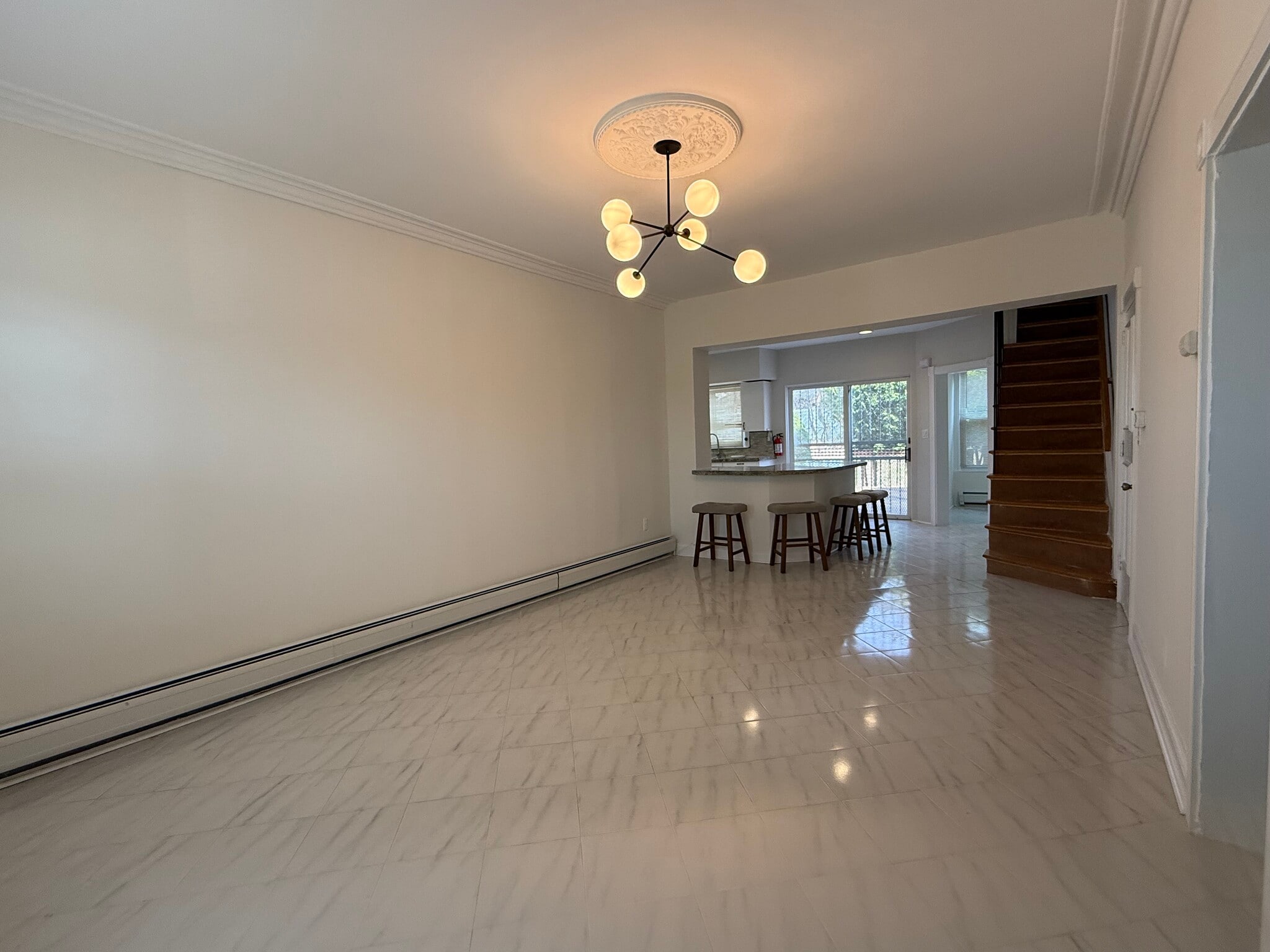 Building Photo - 238 Claremont Ave