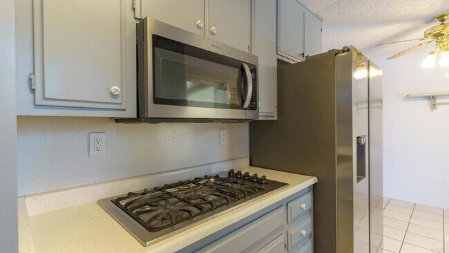 Building Photo - 2867 Cindy Ln