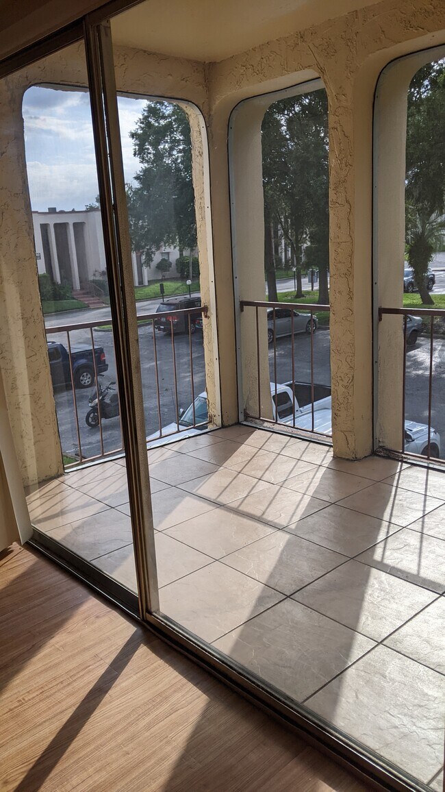 Balcony facing the Parking - 538 Orange Dr