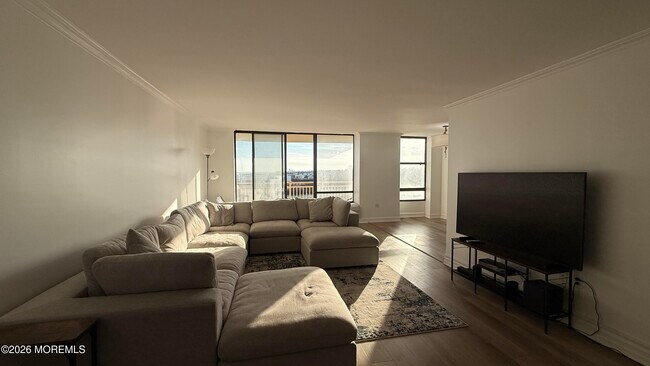 Building Photo - 787 Ocean Ave