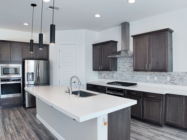 Building Photo - Exquisite Luxury Rental in Prestigious Gated Tule Springs Community