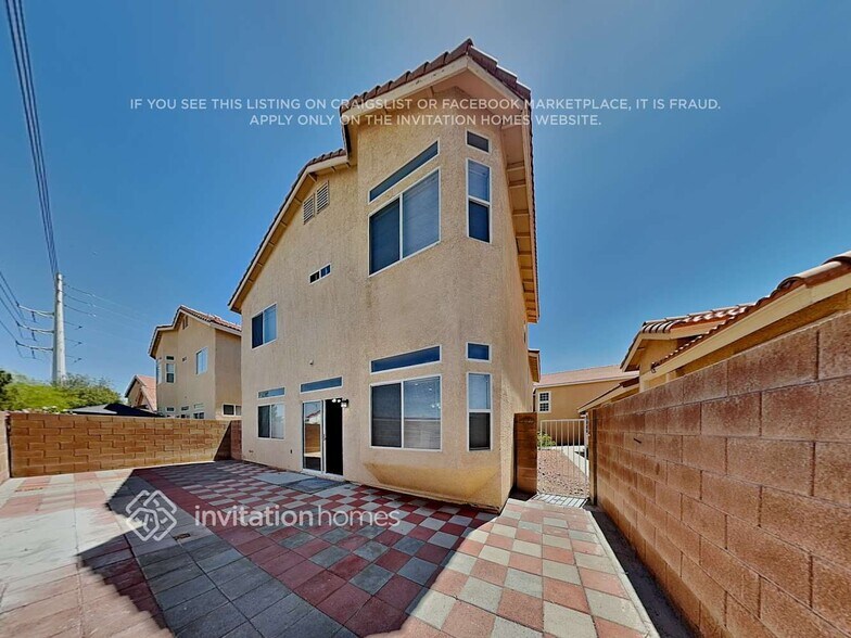 Building Photo - 2338 Crooked Creek Ave