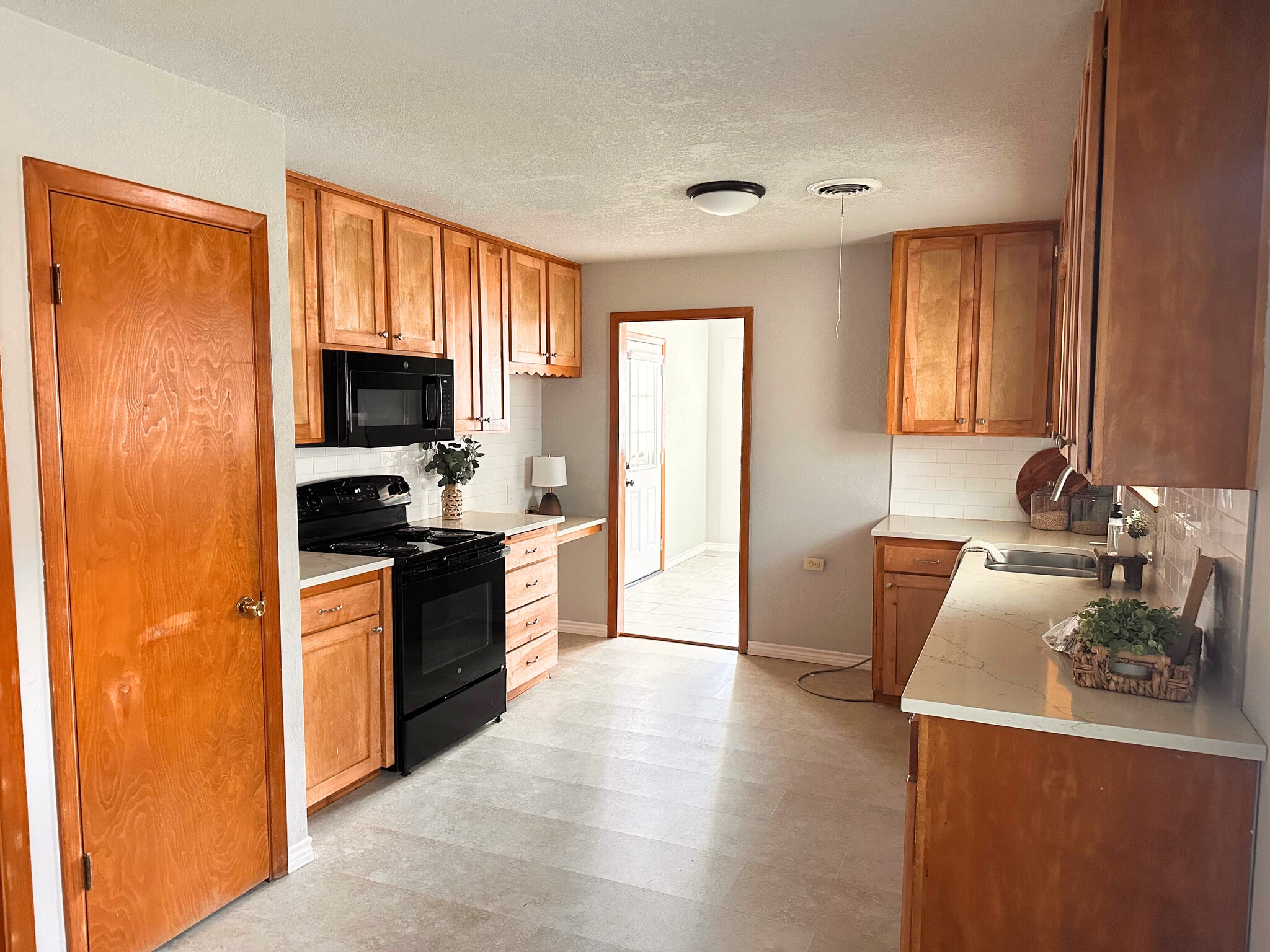 Building Photo - 6007 Palmetto Trl