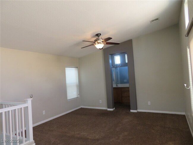 Building Photo - 9342 Autumn View Ave