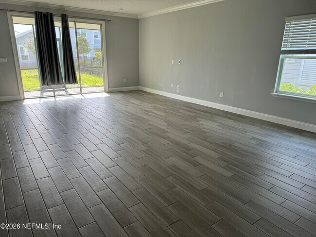 Building Photo - 229 Waterline Dr