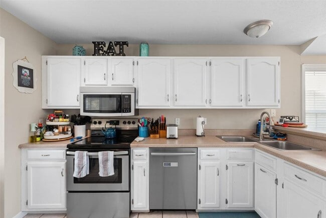 Building Photo - 510 Oaktree Crossing Ct