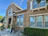 Building Photo - Beautiful Newer Home, Very Clean- Move In ...