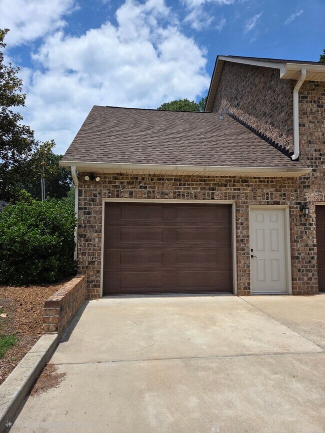 Building Photo - 2 bedroom in Sherills Ford