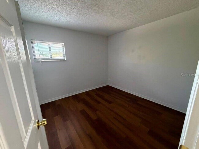 Building Photo - 2434 Rio Pinar Lakes Blvd