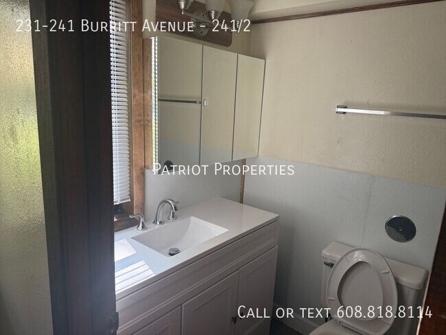 Building Photo - 231-241 Burritt Avenue-241/2