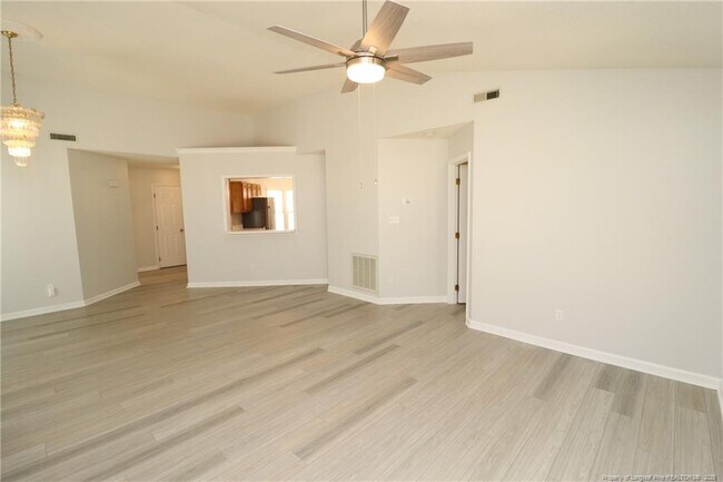 Building Photo - 310 Riverwalk Cir