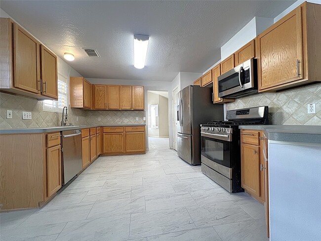 Building Photo - 6839 Catarina Cir