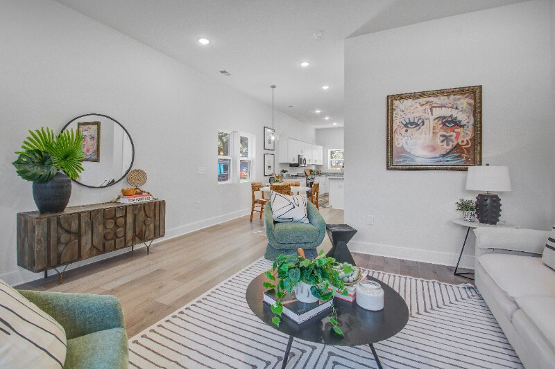 Building Photo - 5739 Murray Dr