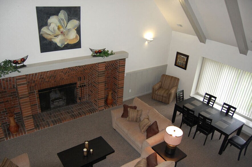 Apple Ridge Apartments 306 Manzana Ct Walker MI 49534 Apartment Finder