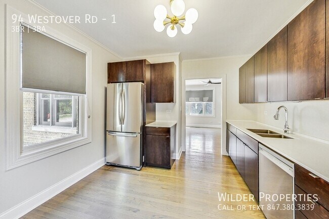 Building Photo - 94 Westover Rd