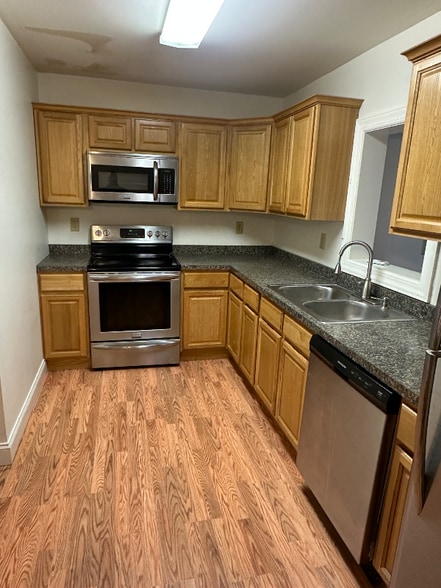 Building Photo - 9132 Joyce Ln