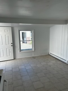 Building Photo - 1 Bed & 1 BR! Available now!!