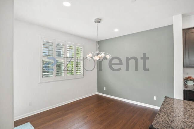 Building Photo - Unit 1529