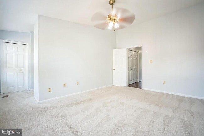 Building Photo - 44022 Gala Cir
