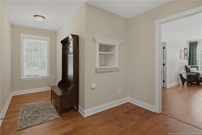 Building Photo - 14 Spring Water Ct
