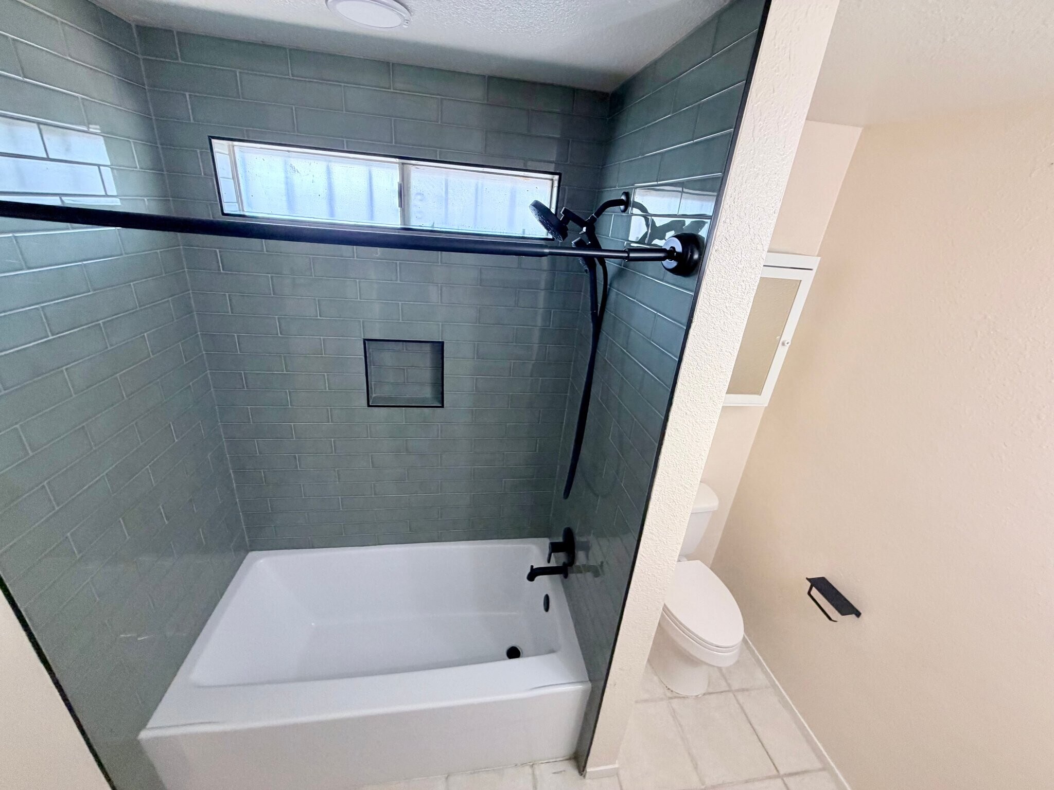 Building Photo - 6300 Espinosa Ave