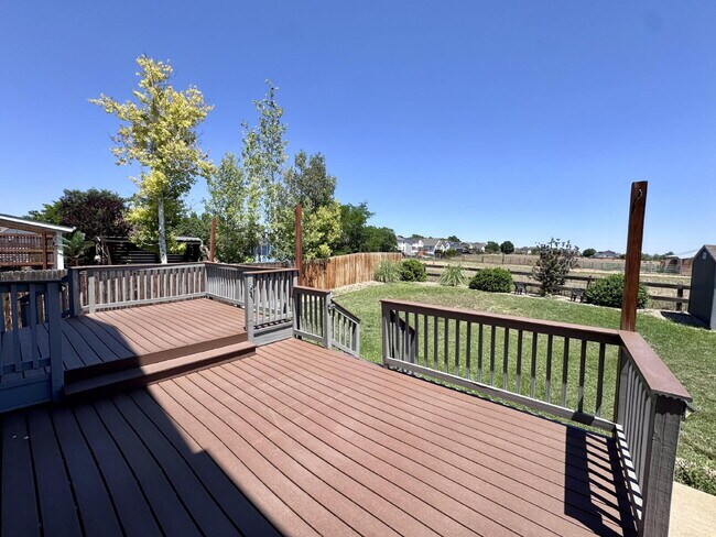 Building Photo - 11260 Jersey Way