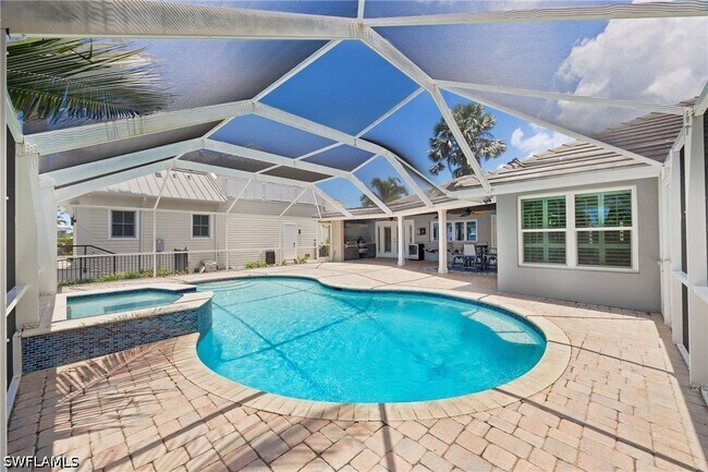 Building Photo - 1320 Marlin Dr