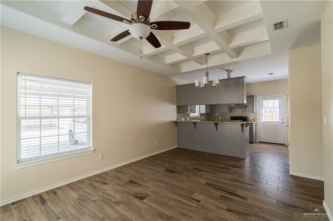 Building Photo - 14 Teague Ave